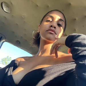 Meet your Posher, Shamony